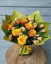 Букет цветов из:  Альстромерии и Розы в Смоленске