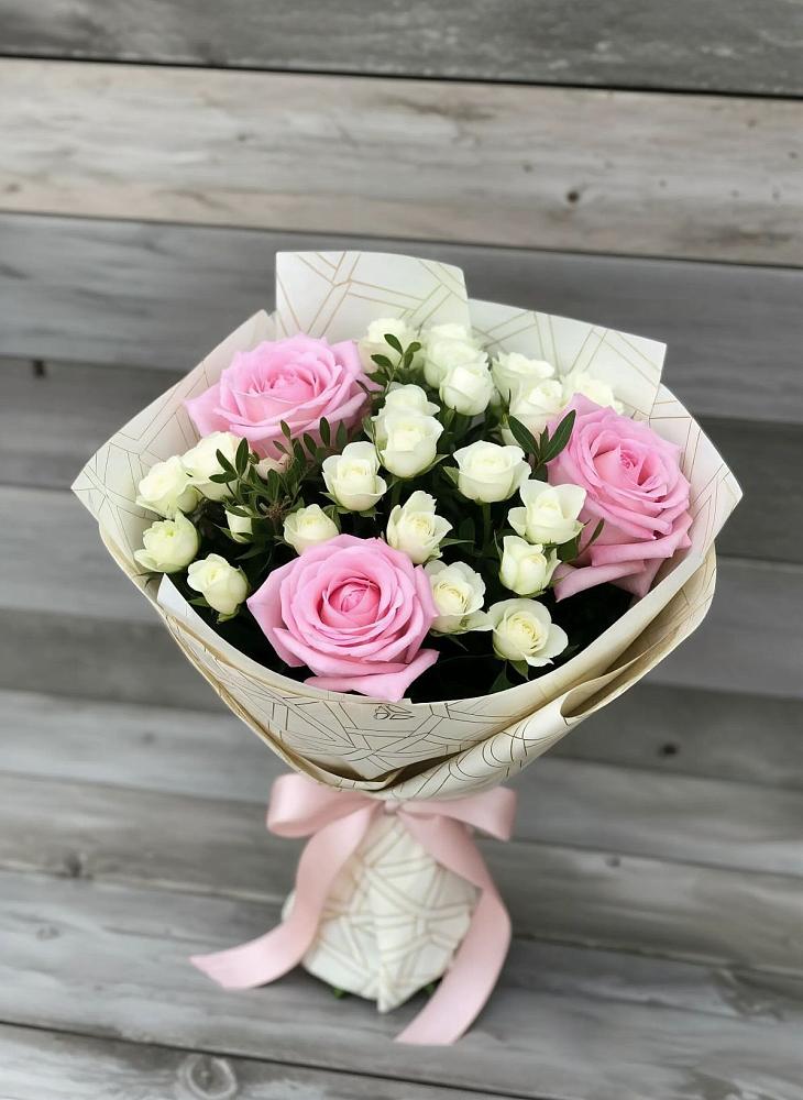 Букет цветов из: Розы в Смоленске