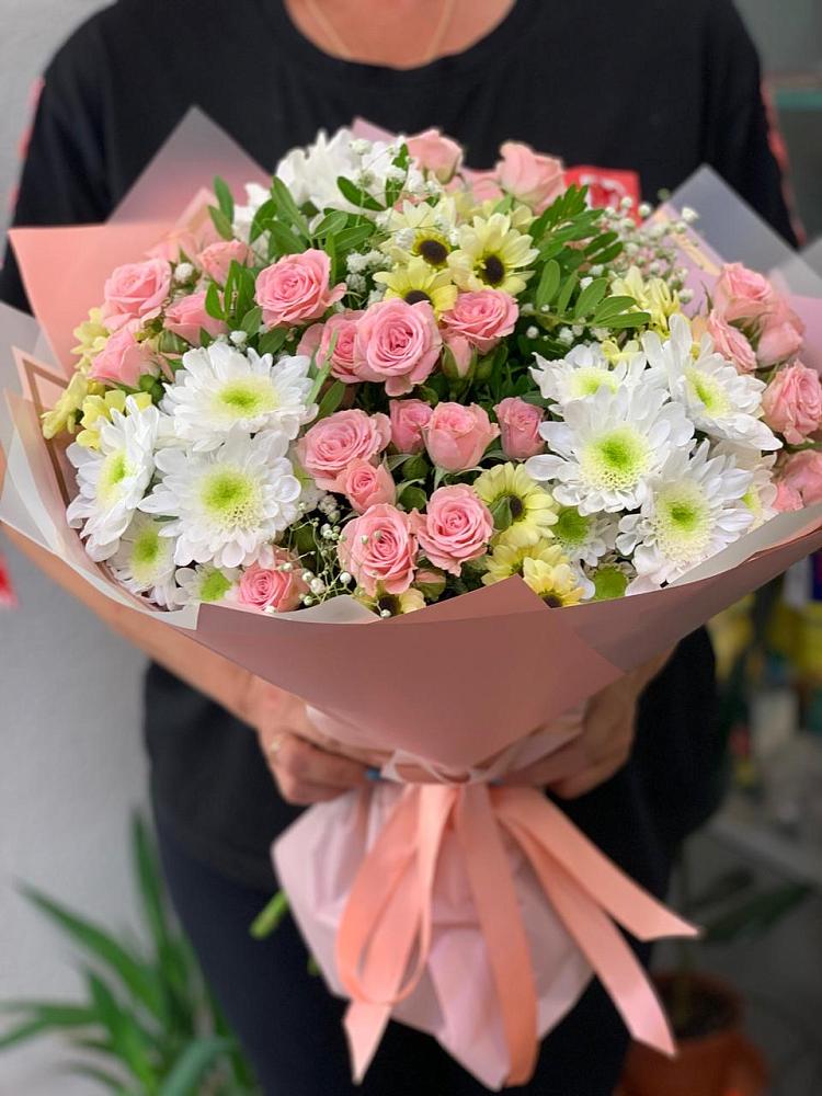 Букет цветов из: Розы и Хризантемы в Смоленске