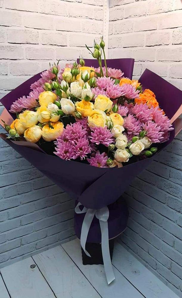 Букет цветов из: Хризантемы и Розы в Смоленске