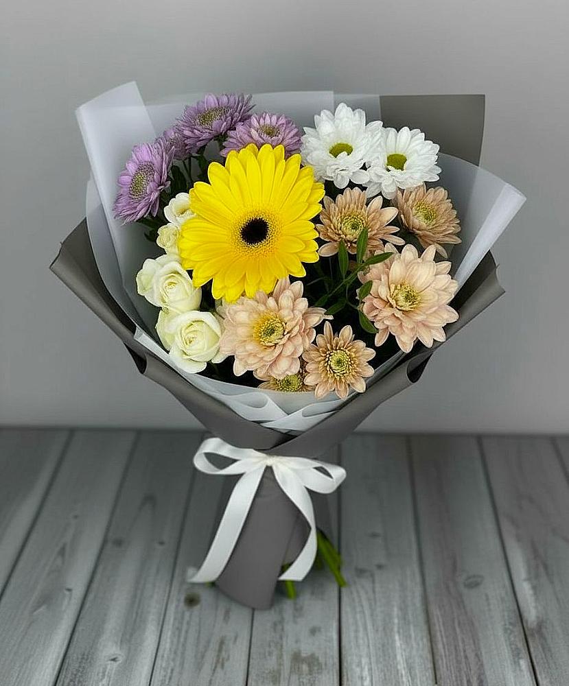 Букет цветов из: Розы, Герберы и Хризантемы в Смоленске