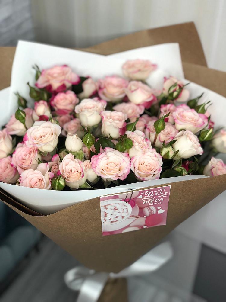 Букет цветов из: Розы в Смоленске