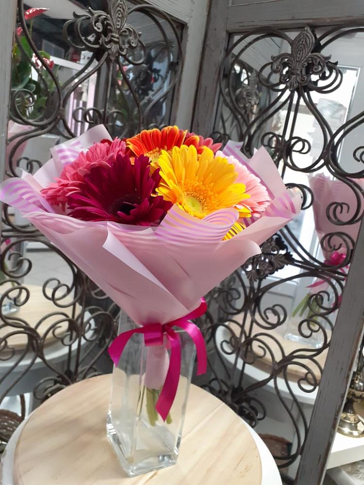 Букет цветов из: Герберы в Смоленске