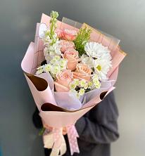 Букет цветов из:  Хризантемы и Розы в Смоленске