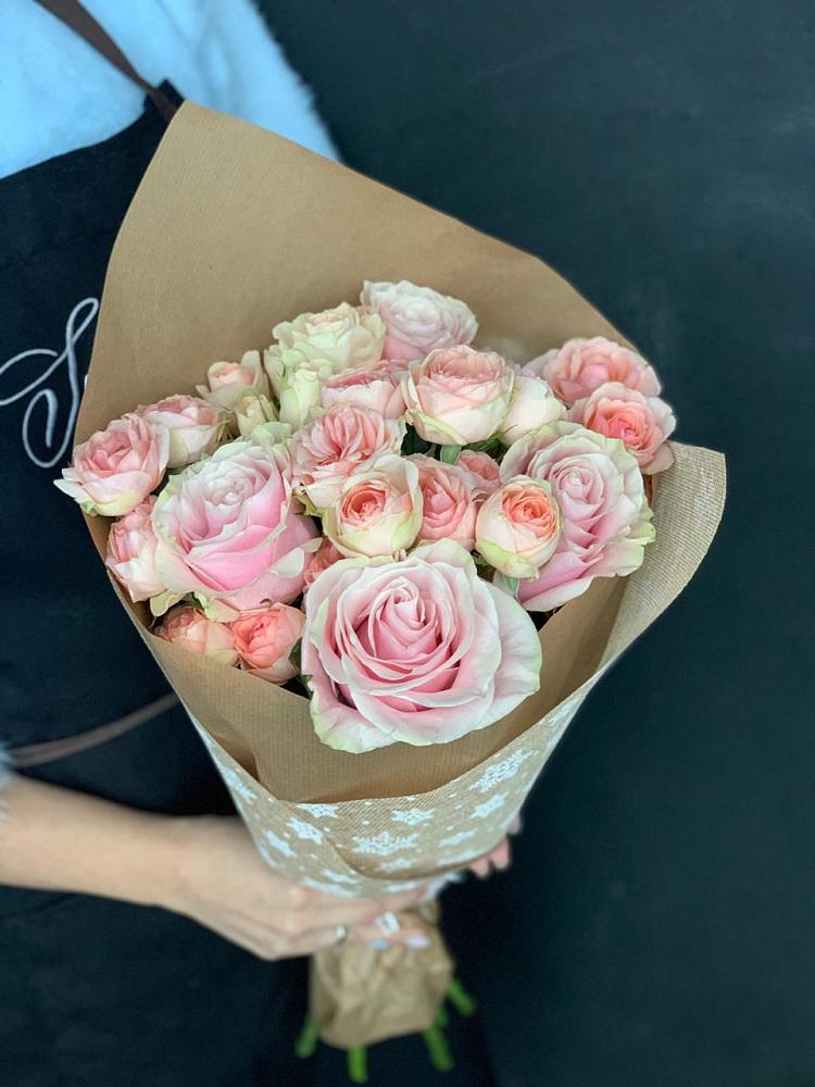 Букет цветов из: Хризантемы и Розы в Смоленске