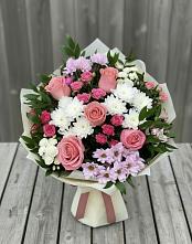 Букет цветов из:  Альстромерии, Гвоздики, Розы и Хризантемы в Смоленске